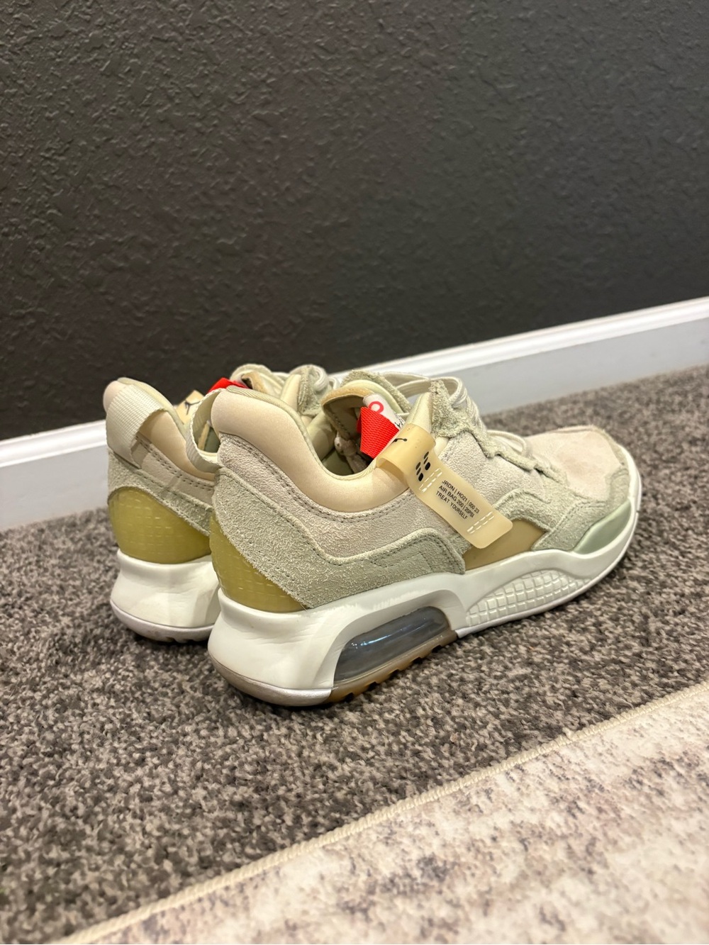 Jordan Kids 7Y Green/Mint Suede Sneakers